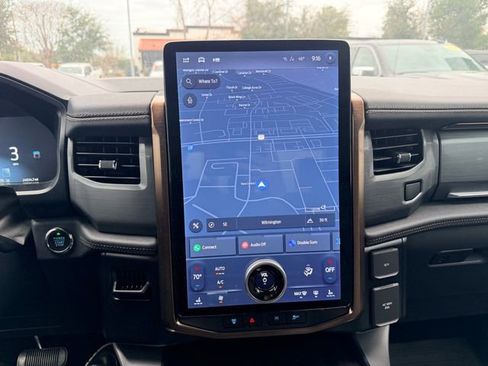 Used 2023 Ford F150 Lightning Lariat image 15