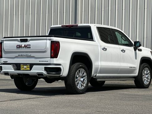 Used 2025 GMC Sierra 1500 Denali w/ Technology Package AWD/4WD image 4