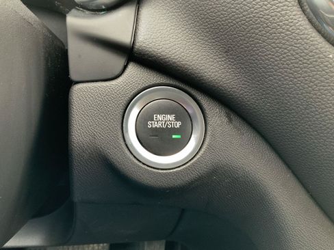 Used 2024 Chevrolet Equinox LT w/ LPO, Floor Liner Package FWD image 32
