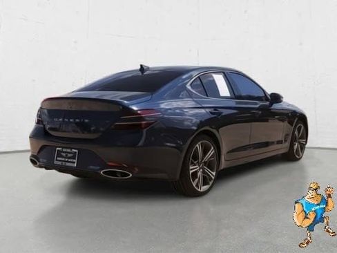 Used 2025 Genesis G70 2.5T w/ Sport Prestige Package image 4