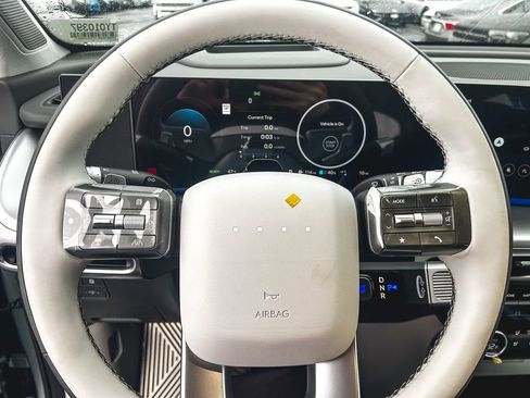 New 2026 Hyundai Ioniq 9 Calligraphy image 18