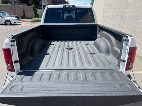 Certified 2025 RAM 3500 Longhorn AWD/4WD image 31