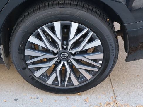 Used 2025 Nissan Altima 2.5 SV AWD/4WD image 26