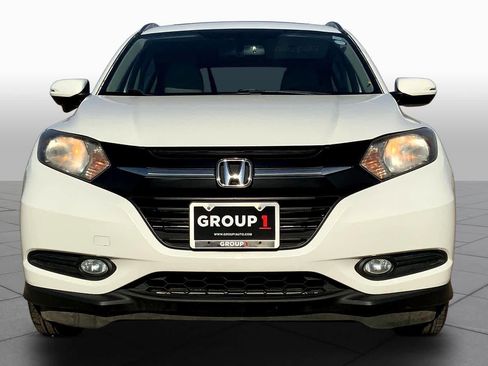 Used 2018 Honda HR-V EX-L image 3