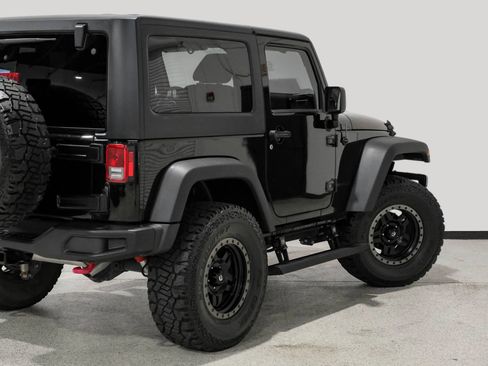 Used 2016 Jeep Wrangler Rubicon AWD/4WD image 19