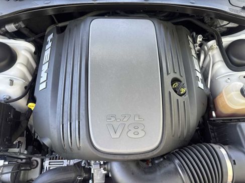 Used 2023 Dodge Charger R/T w/ Blacktop Package RWD image 13