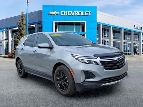 Used 2024 Chevrolet Equinox LT w/ LPO, Floor Liner Package FWD image 1