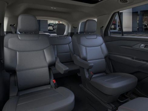 New 2026 Ford Explorer Active w/ Active Comfort Package image 12
