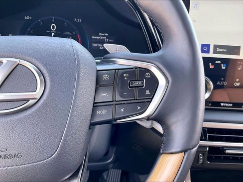 Used 2025 Lexus RX 350 Premium w/ Accessory Package (Z1) image 22