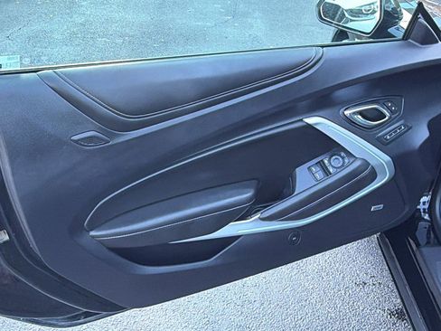 Used 2016 Chevrolet Camaro SS image 12