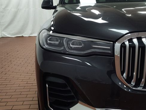 Used 2020 BMW X7 xDrive40i w/ Premium Package image 10