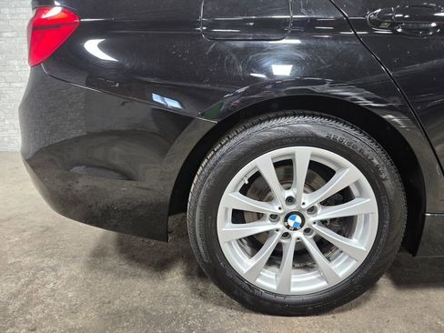 Used 2018 BMW 320i xDrive Sedan w/ Convenience Package image 56