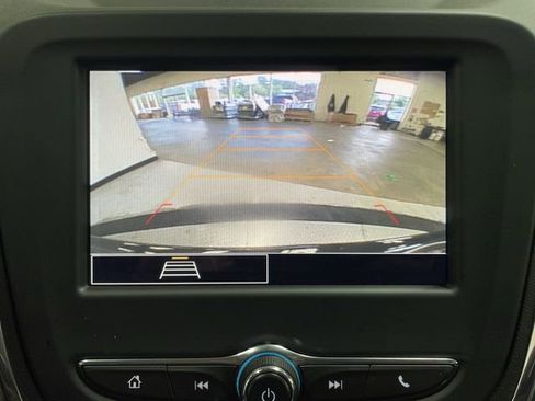 Used 2022 Chevrolet Equinox LT AWD/4WD image 17