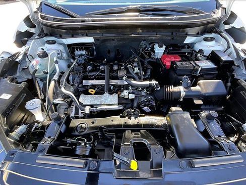 Used 2024 Nissan Kicks SV image 30