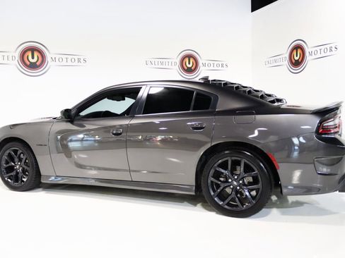 Used 2022 Dodge Charger R/T w/ Blacktop Package image 35