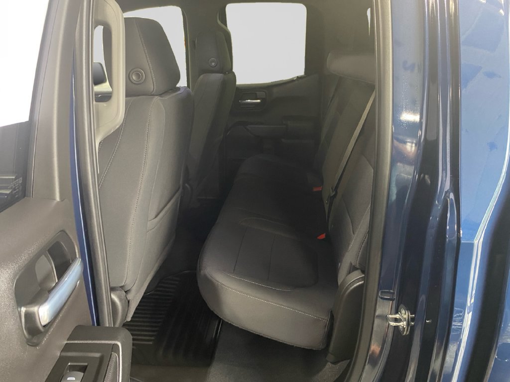 Used 2021 Chevrolet Silverado 1500 LT AWD/4WD image 16