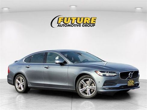 Used 2017 Volvo S90 T5 Momentum w/ Vision Package image 1