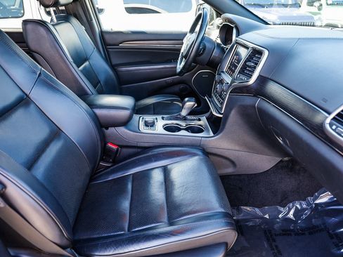 Used 2018 Jeep Grand Cherokee High Altitude AWD/4WD image 17