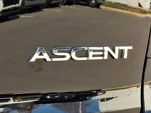 Certified 2025 Subaru Ascent Premium image 32