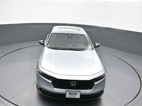 Used 2025 Honda Accord Sport image 34