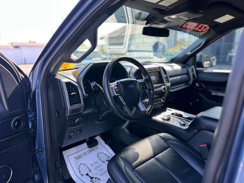 Used 2019 Ford Expedition Max XLT w/ Equipment Group 202A AWD/4WD image 10