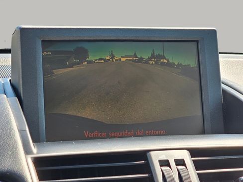 Used 2010 Lexus HS 250h Premium image 10