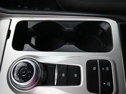 Certified 2022 Ford Explorer XLT image 21