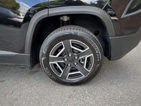 New 2026 Jeep Cherokee Laredo AWD/4WD image 12