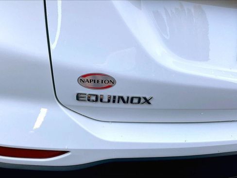 Used 2024 Chevrolet Equinox LS w/ LS Convenience Package FWD image 9