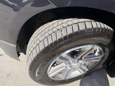 Used 2015 Chevrolet Traverse LT FWD image 11