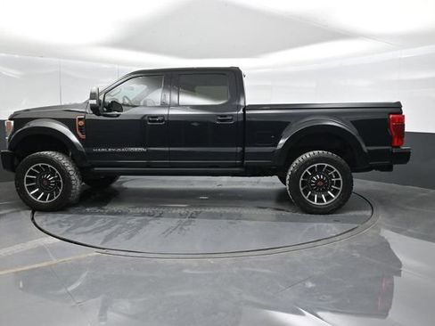 Used 2020 Ford F250 Lariat w/ Lariat Ultimate Package AWD/4WD image 9