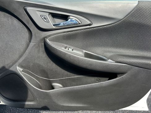 Used 2024 Chevrolet Malibu LT image 25