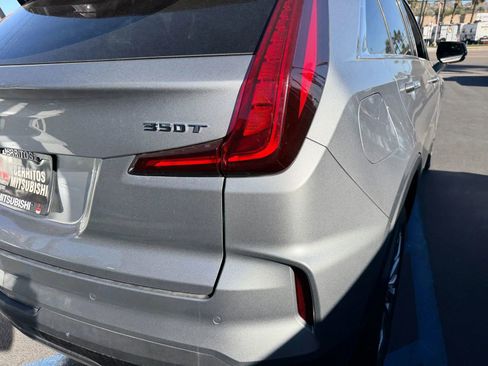 Used 2024 Cadillac XT4 Premium Luxury image 9