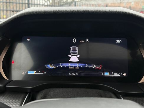 Used 2024 Jeep Grand Cherokee Laredo X image 24