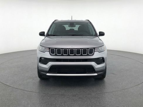 Used 2025 Jeep Compass Limited image 2