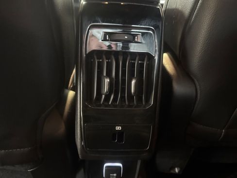 Used 2023 Jeep Compass Latitude w/ Convenience Group image 36