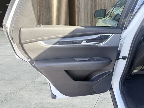 Used 2024 Cadillac XT5 Premium Luxury image 58