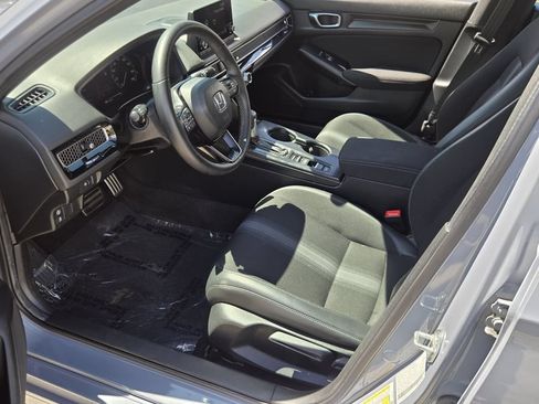 Used 2024 Honda Civic Sport image 11