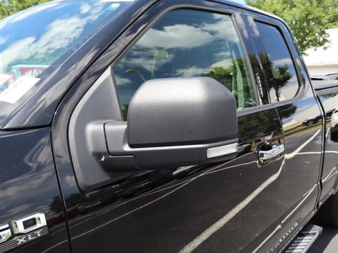 Used 2018 Ford F150 XLT w/ Equipment Group 302A Luxury AWD/4WD image 18