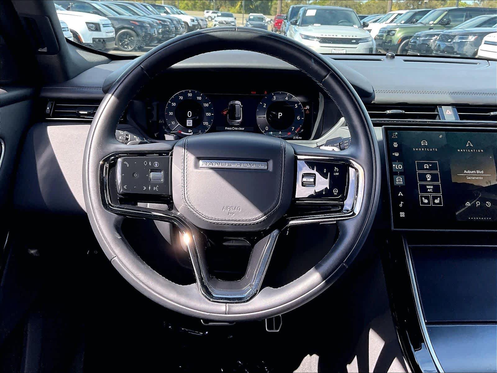 Used 2026 Land Rover Range Rover Velar Dynamic SE AWD/4WD image 5