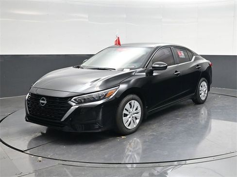 Used 2025 Nissan Sentra S image 7