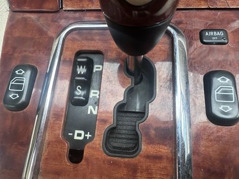 Used 2003 Mercedes-Benz SLK 320 image 26