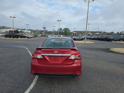 Used 2013 Toyota Corolla S image 4