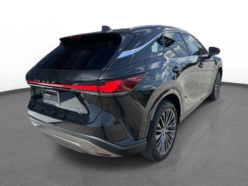 Used 2023 Lexus RX 350 w/ Accessory Package (2T) AWD/4WD image 3