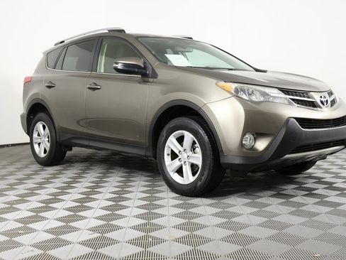 Used 2013 Toyota RAV4 XLE image 3