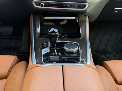 Certified 2022 BMW X5 xDrive40i w/ Premium Package image 13