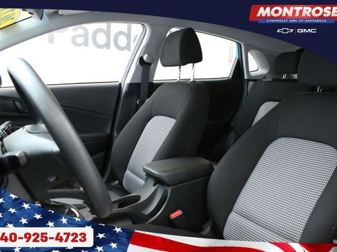 Used 2023 Hyundai Kona SE image 24