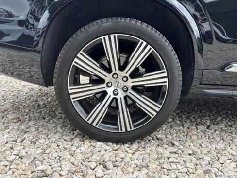 Used 2024 Volvo XC90 B6 Plus AWD/4WD image 11