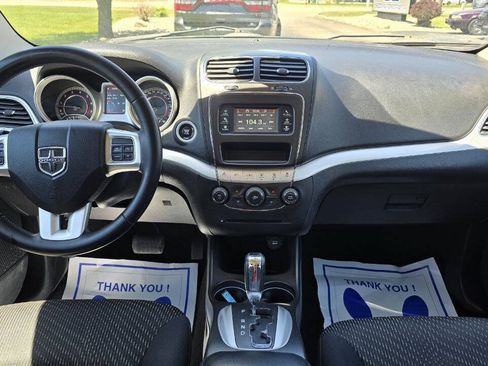Used 2014 Dodge Journey SXT FWD image 16