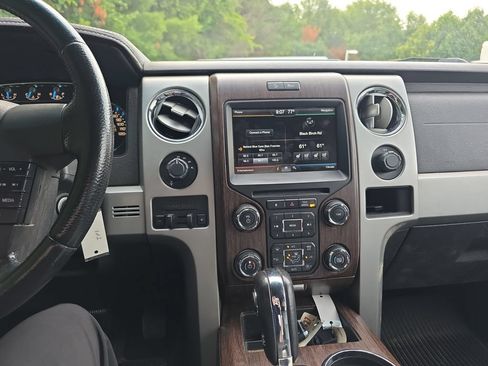 Used 2014 Ford F150 Lariat w/ Equipment Group 502A Luxury AWD/4WD image 31